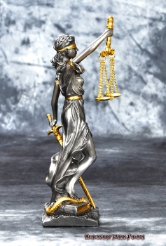 Hexenshop Dark Phoenix Roman goddess Justitia